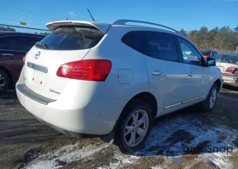 2011 Nissan Rogue S z USA, uszkodzony, nr VIN JN8AS5MV1BW282087